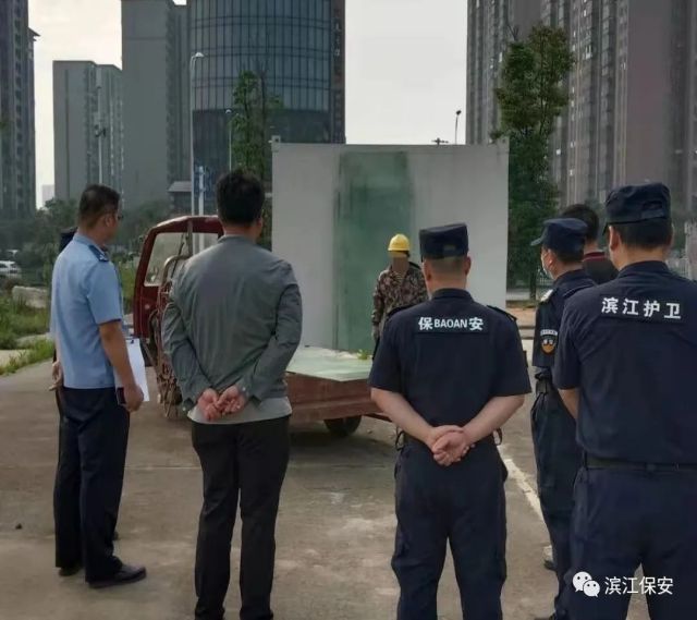長沙濱江保安服務有限責任公司,長沙安保服務,長沙保安,保鏢特衛(wèi)服務,護衛(wèi)