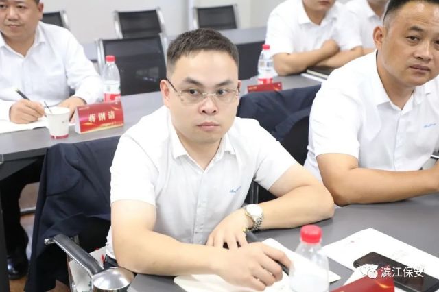 長沙濱江保安服務(wù)有限責(zé)任公司,長沙安保服務(wù),長沙保安,保鏢特衛(wèi)服務(wù),護(hù)衛(wèi)